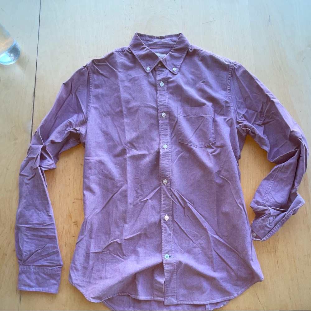 Gap button down shirt
